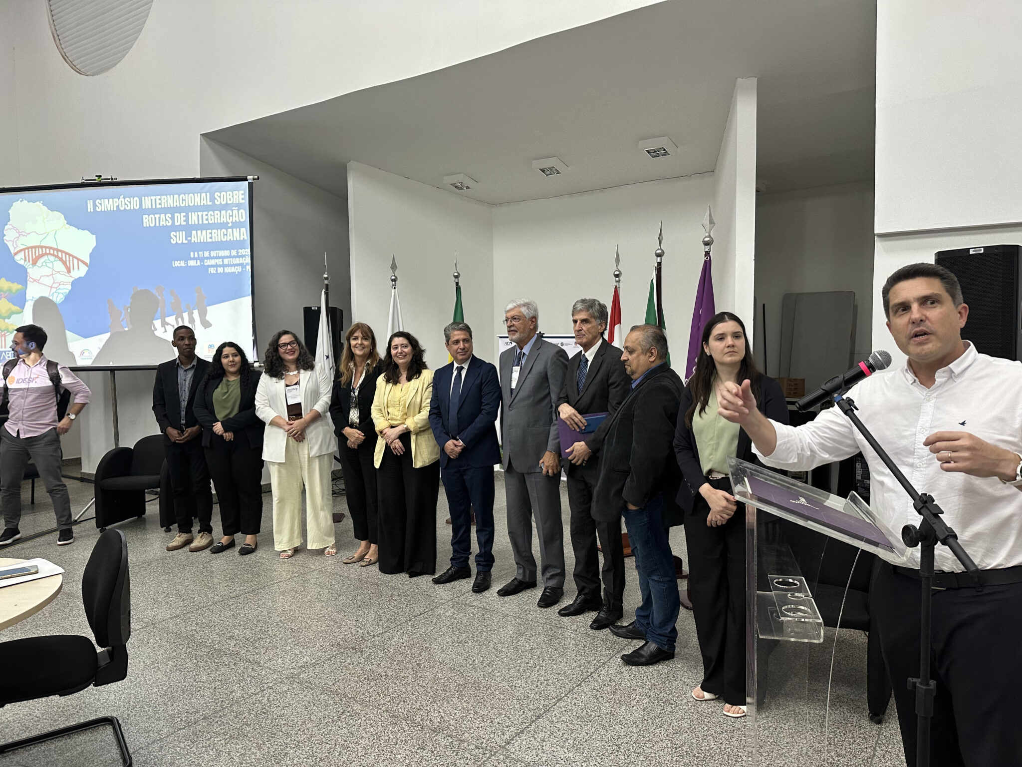 Iguassu Aguas Grandes no II Simpósio de Integração Sul-Americana